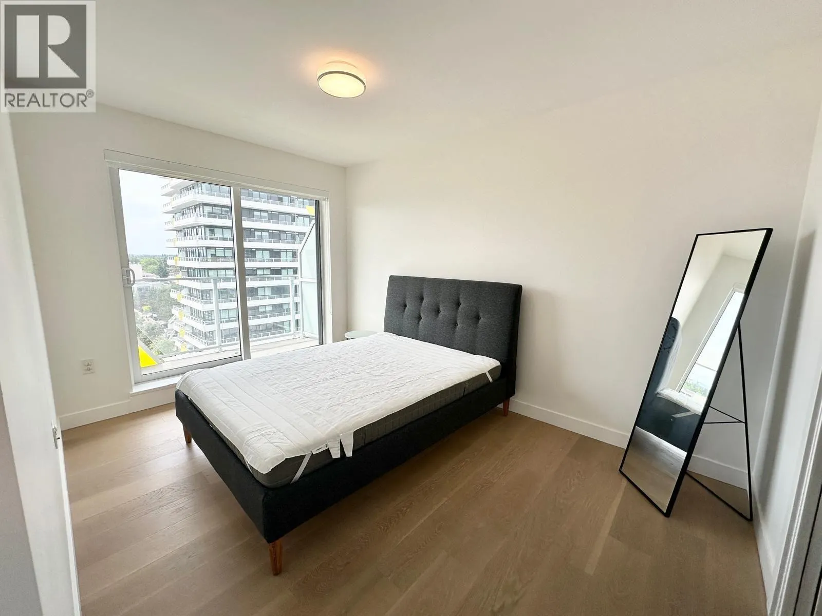 120X 5788 GILBERT ROAD