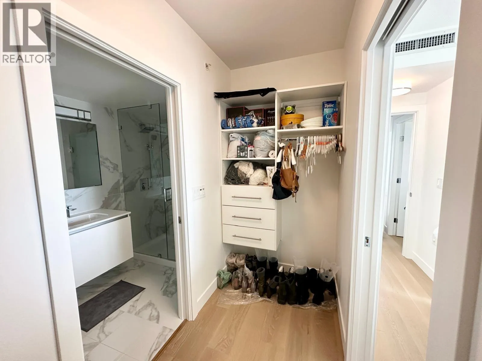 120X 5788 GILBERT ROAD