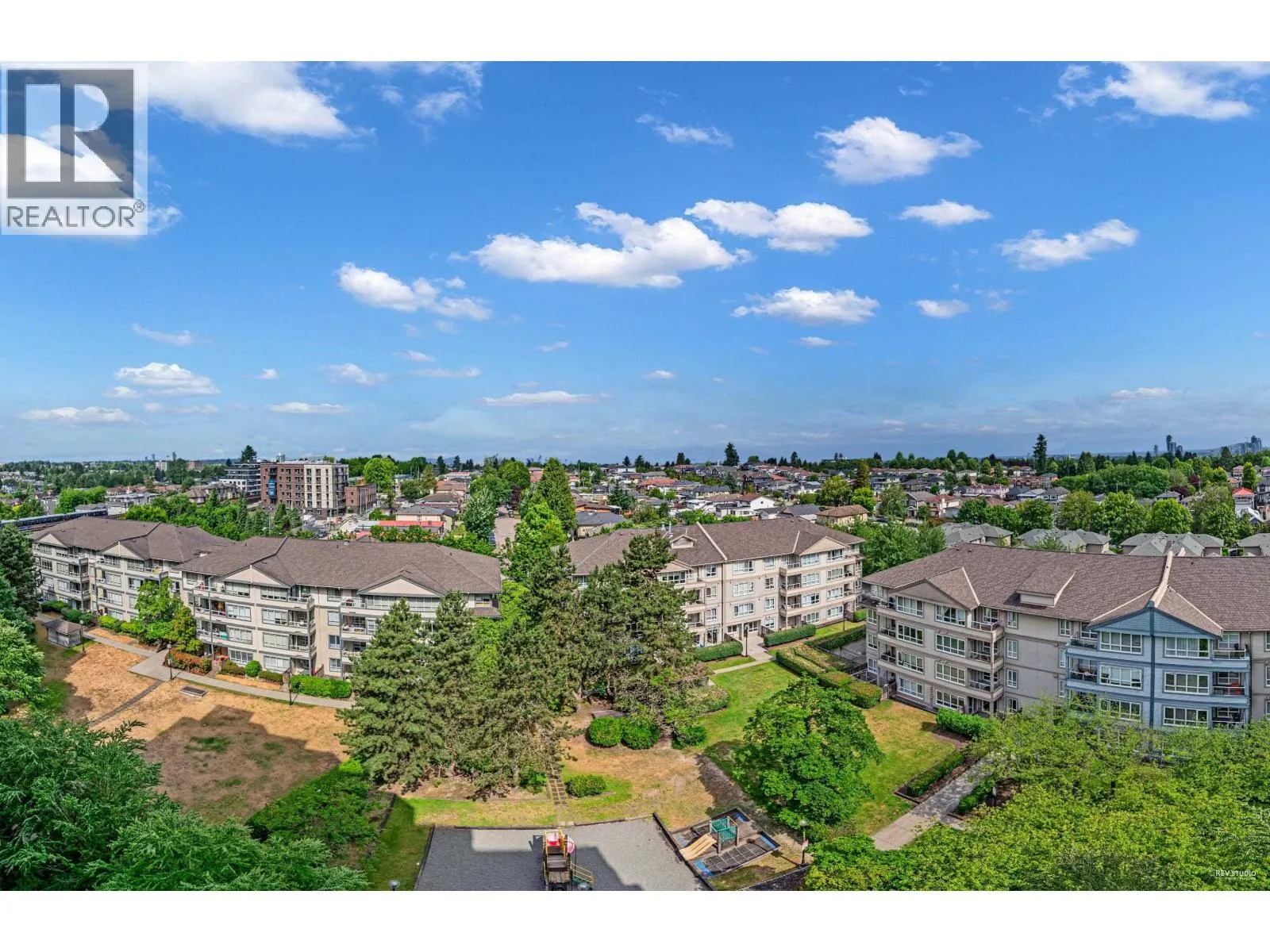 1007 3489 ASCOT PLACE