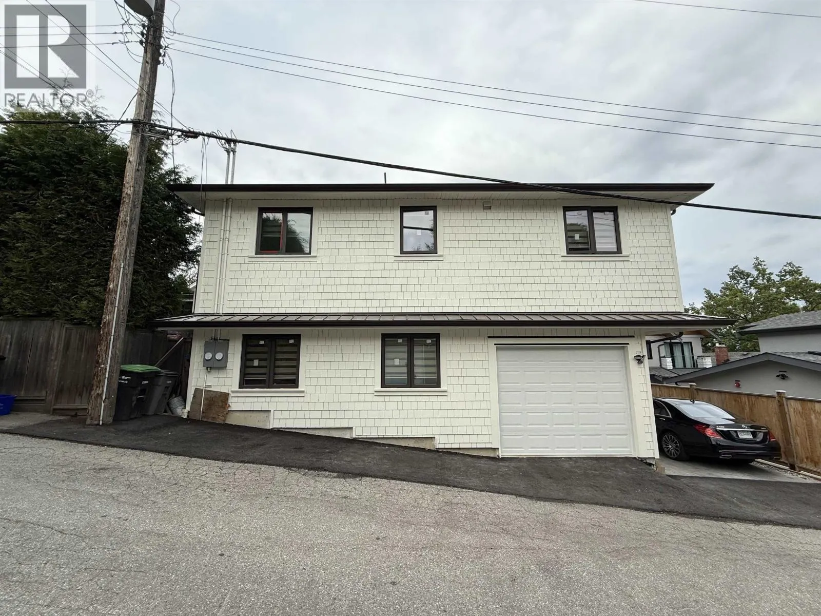 Laneway 3522 W 27TH AVENUE