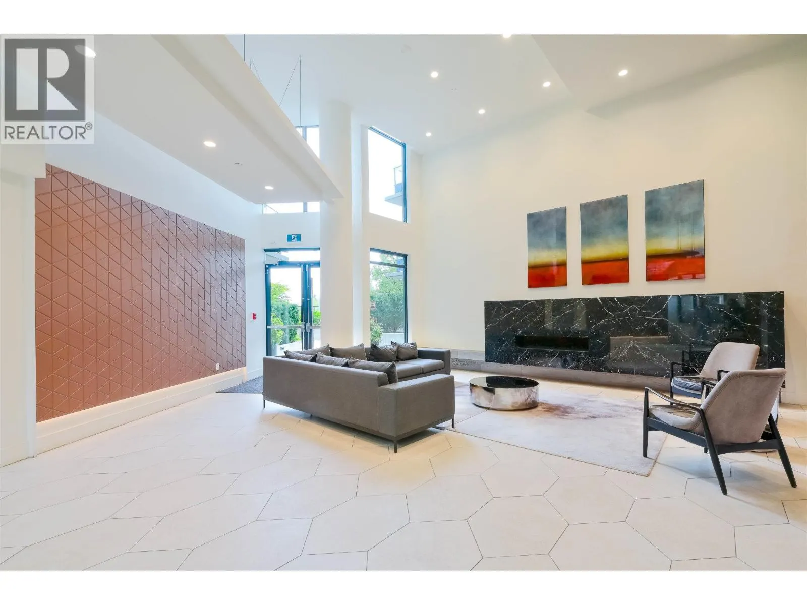 8xx 8850 UNIVERSITY CRESCENT