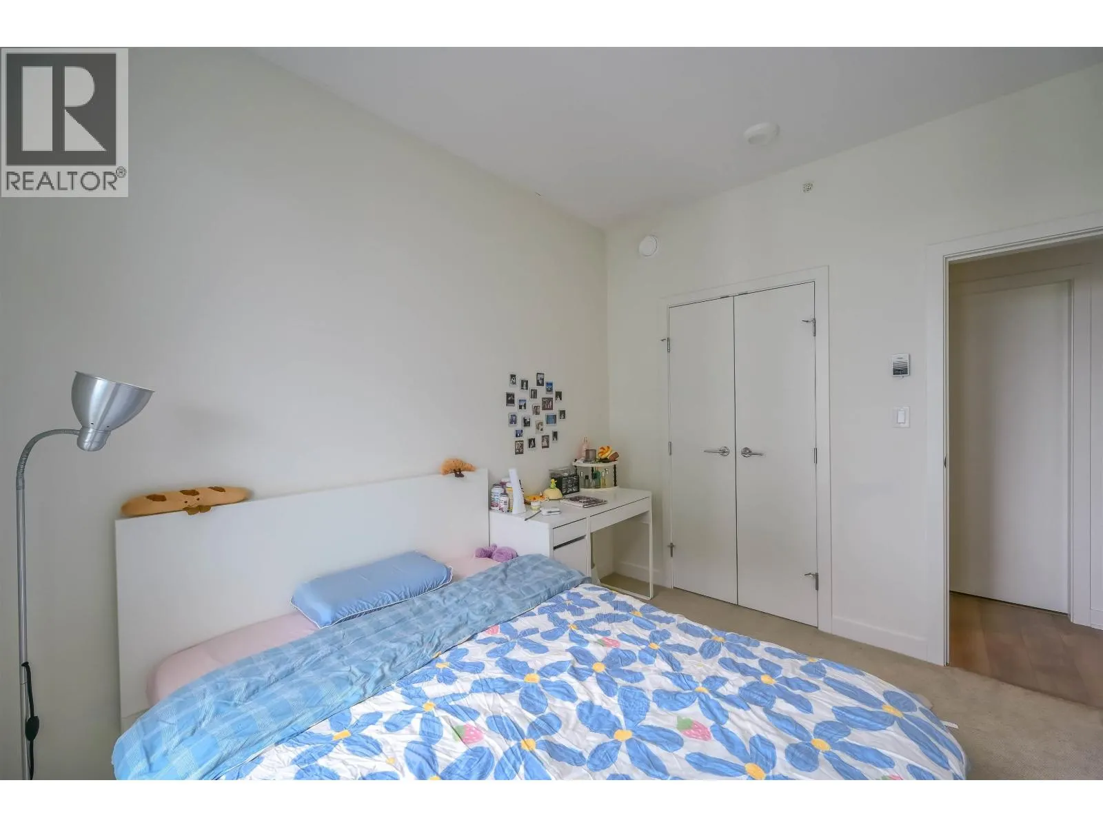 8xx 8850 UNIVERSITY CRESCENT