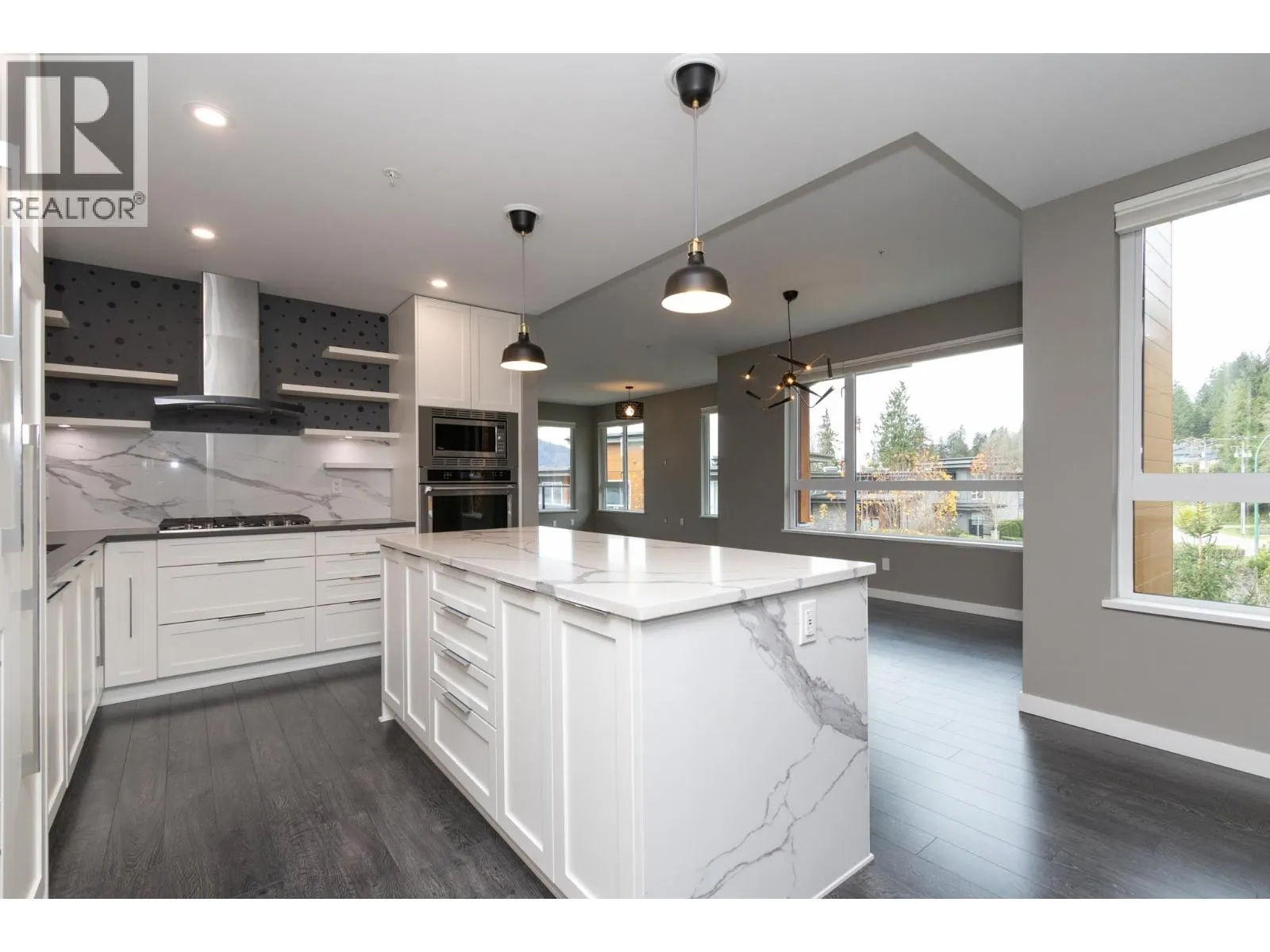 403 3911 CATES LANDING