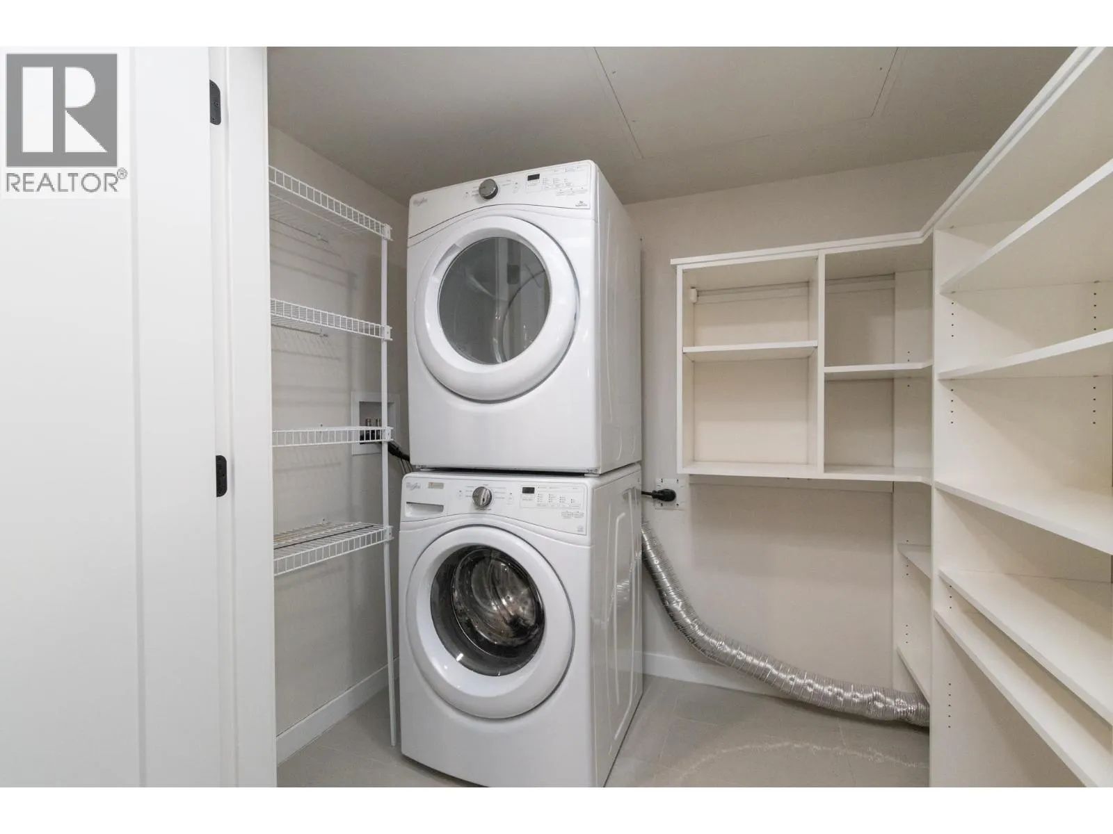 403 3911 CATES LANDING