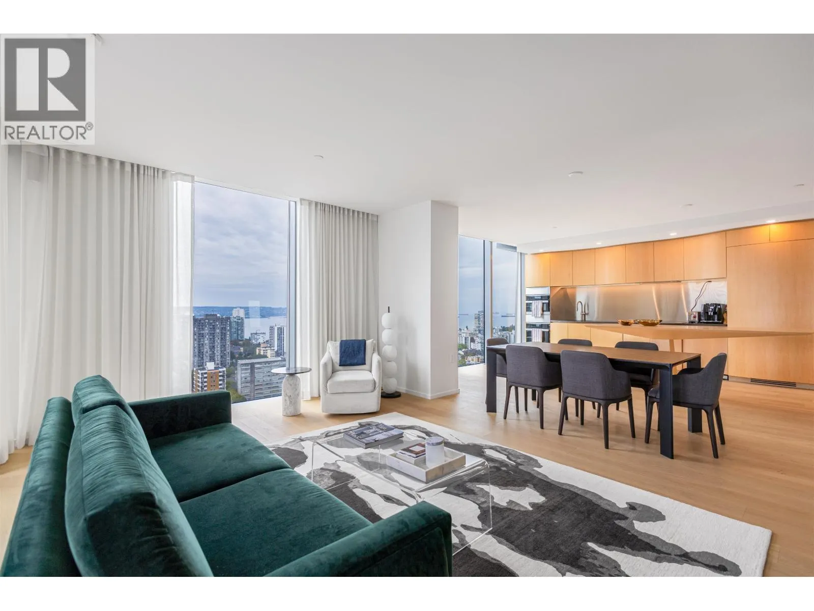 2603 1568 ALBERNI ST