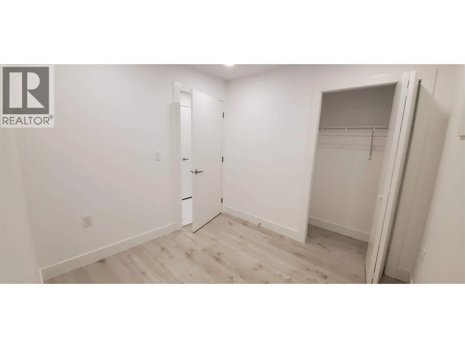 Lower 1XX W 43 AVENUE