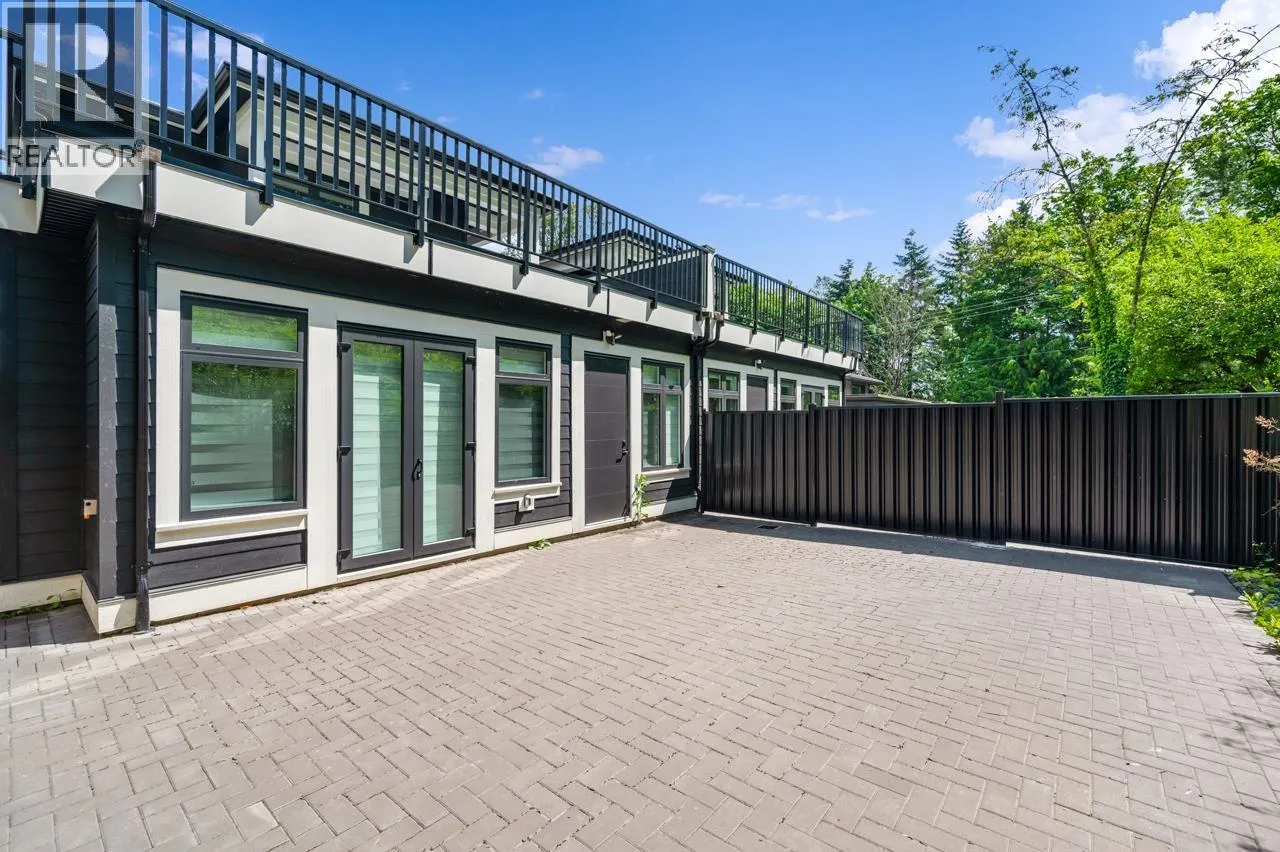 1 4096 NITHSDALE STREET