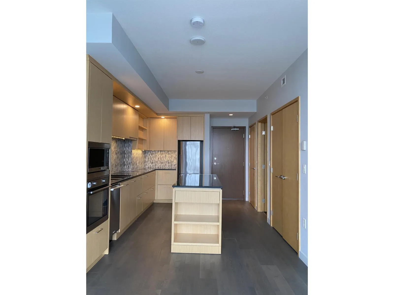 2004 13495 CENTRAL AVENUE