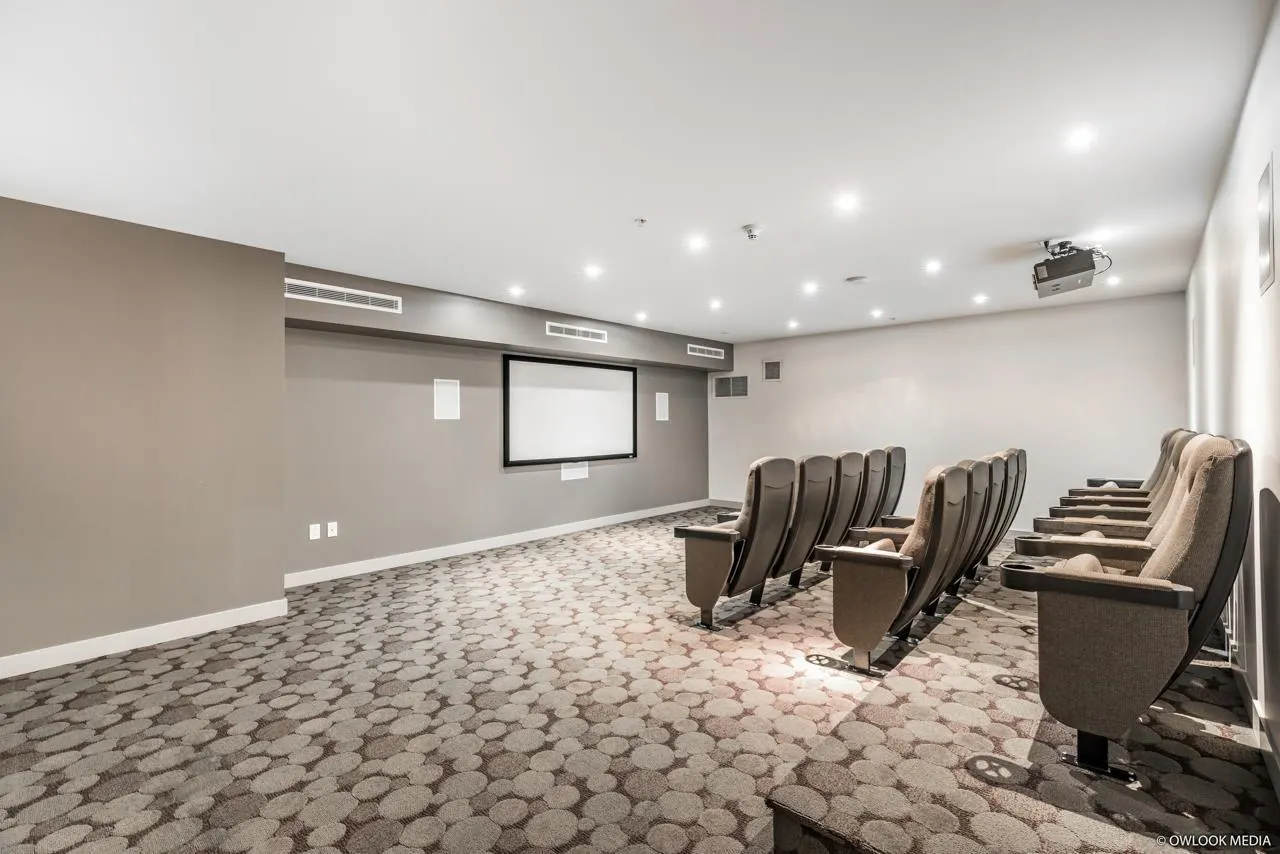 1104 13688 100 AVENUE