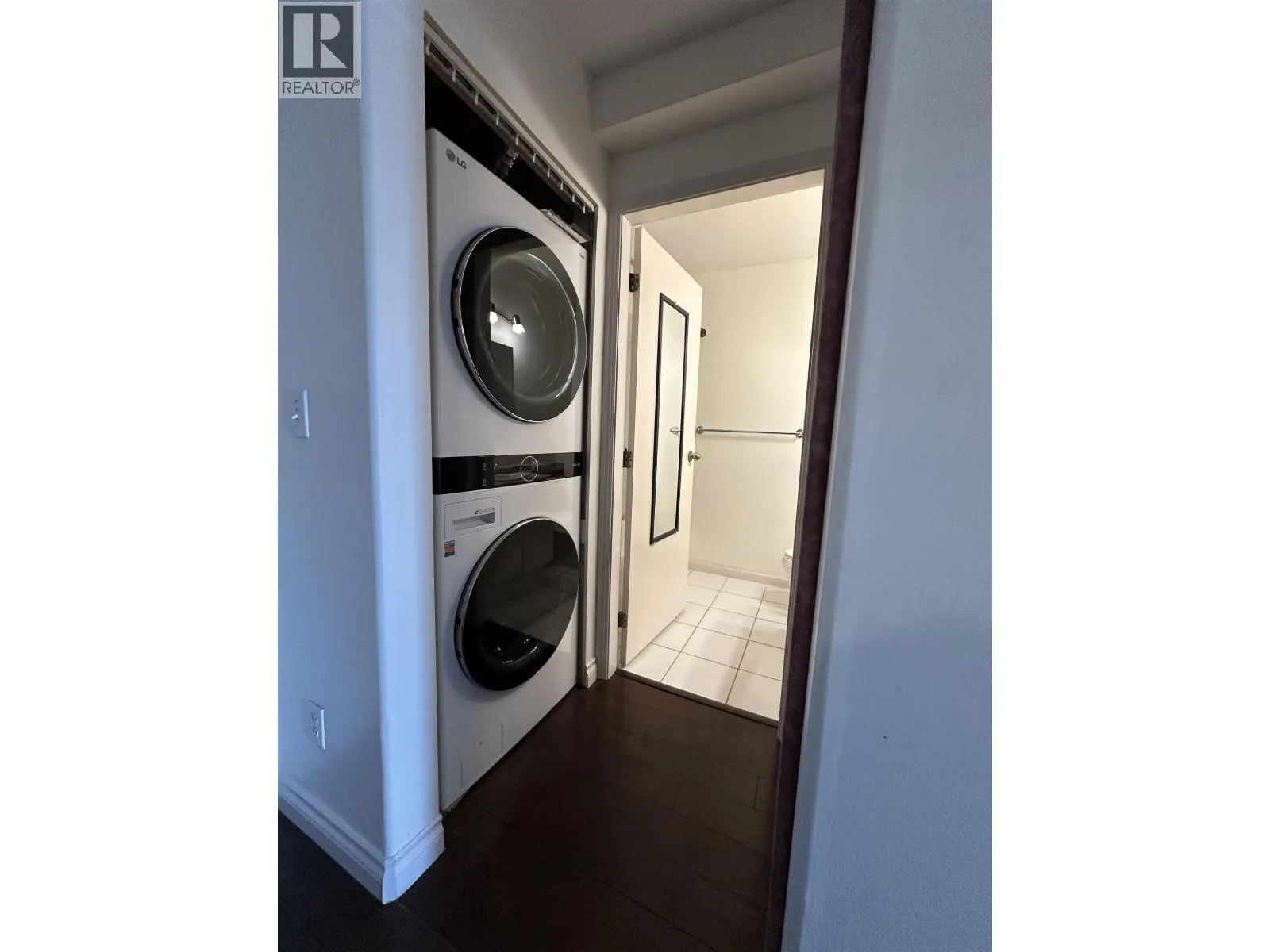 402 509 CARNARVON STREET