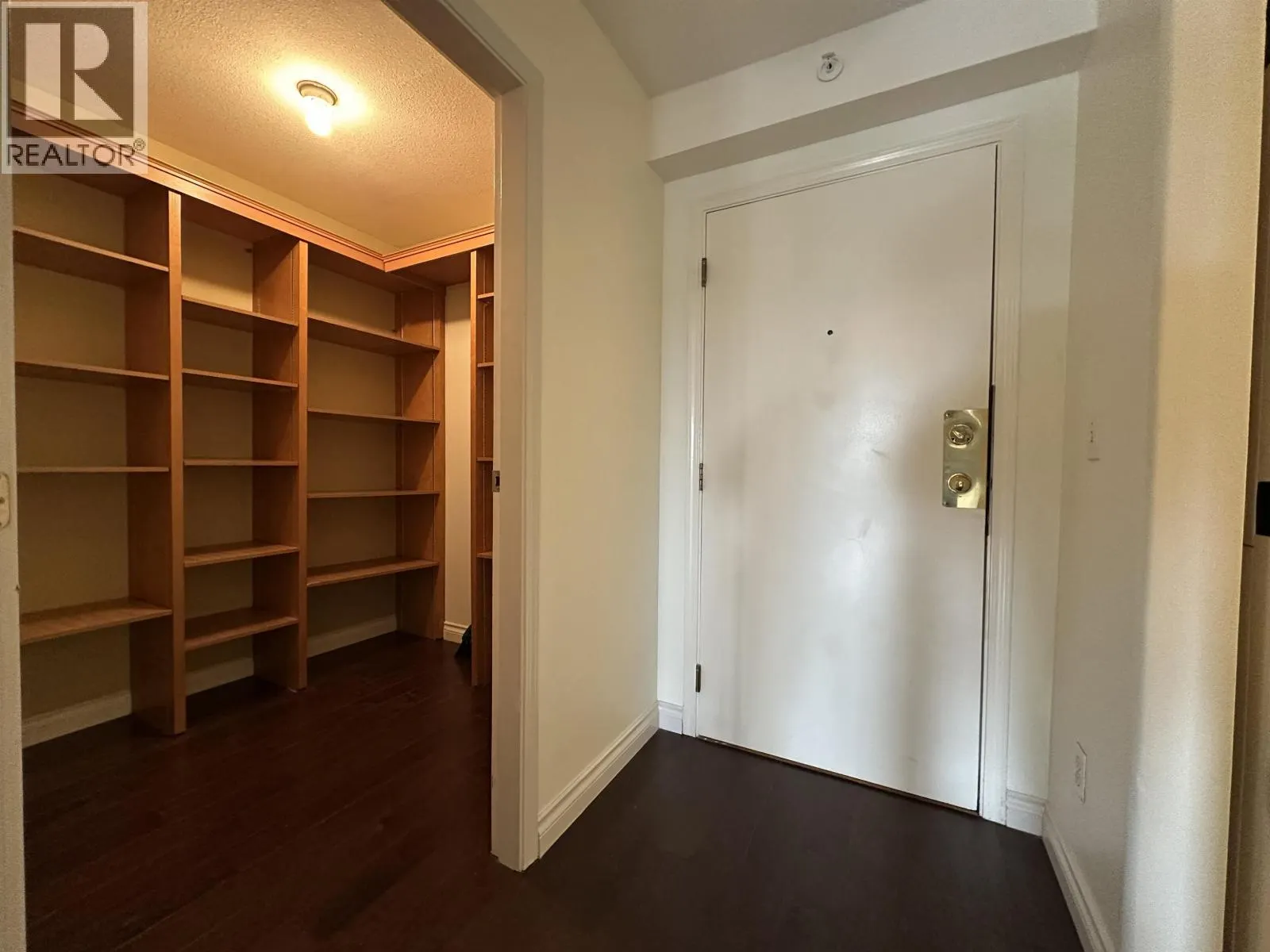 402 509 CARNARVON STREET