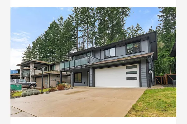 5 21196 KETTLE VALLEY ROAD|Kawkawa Lake