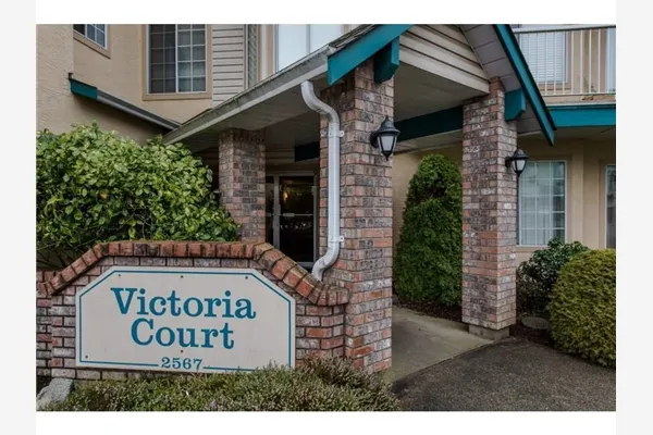 207 2567 VICTORIA STREET