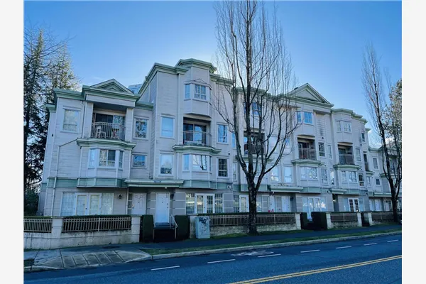 319 15268 105 AVENUE