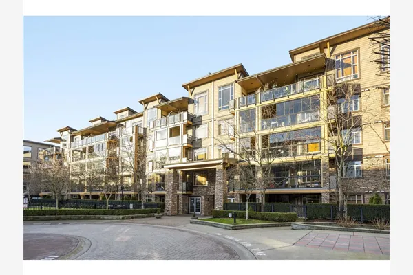 253 8258 207A STREET