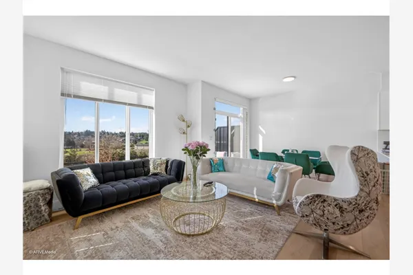 101 15255 SITKA DRIVE