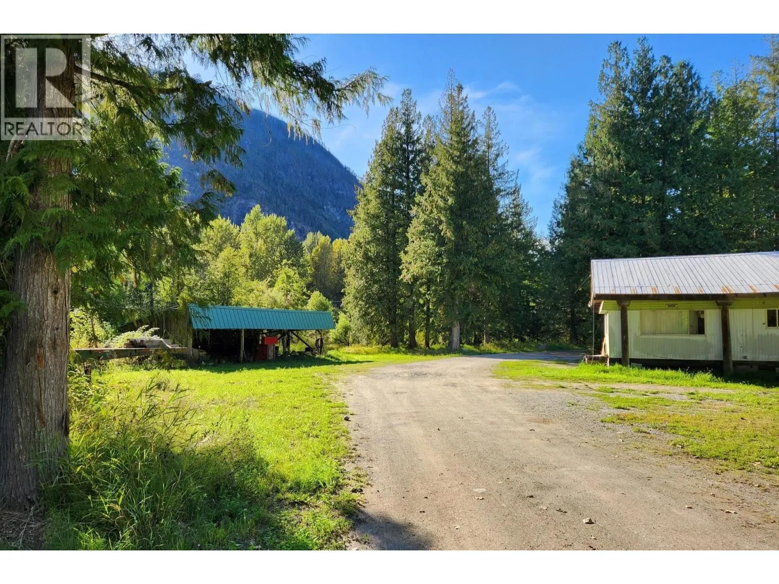 9304 UPPER LILLOOET RIVER FSR