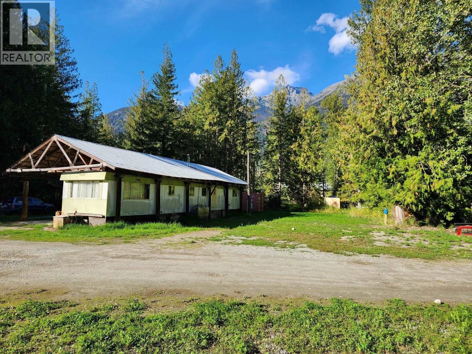 9304 UPPER LILLOOET RIVER FSR