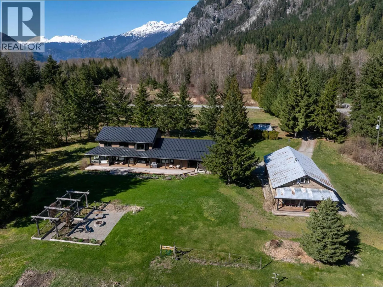 780 GREEN ROAD