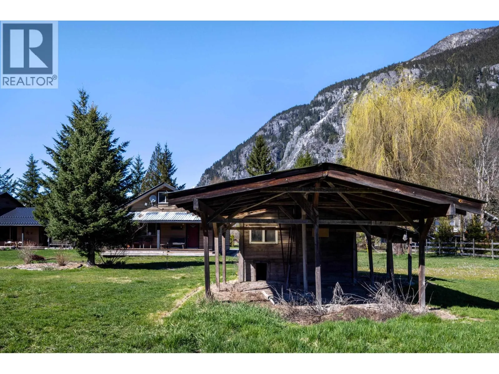 780 GREEN ROAD