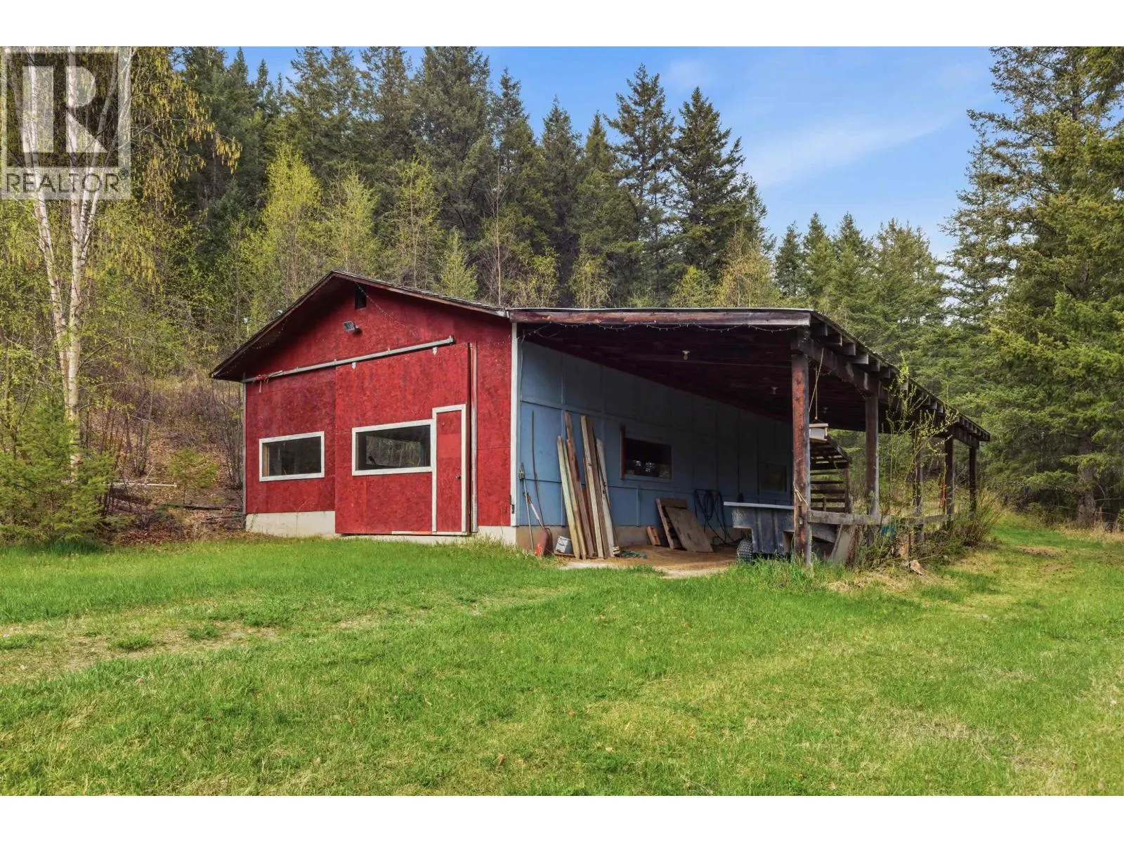 5993 WEST FRASER ROAD