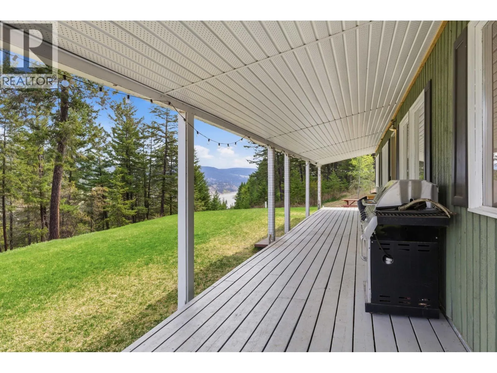 5993 WEST FRASER ROAD