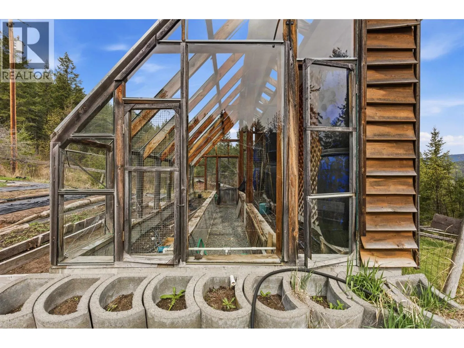 5993 WEST FRASER ROAD
