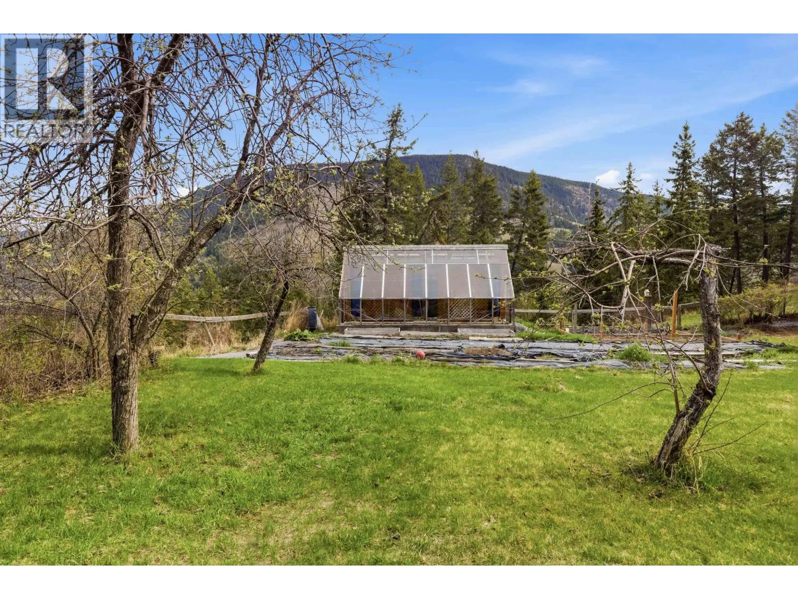 5993 WEST FRASER ROAD