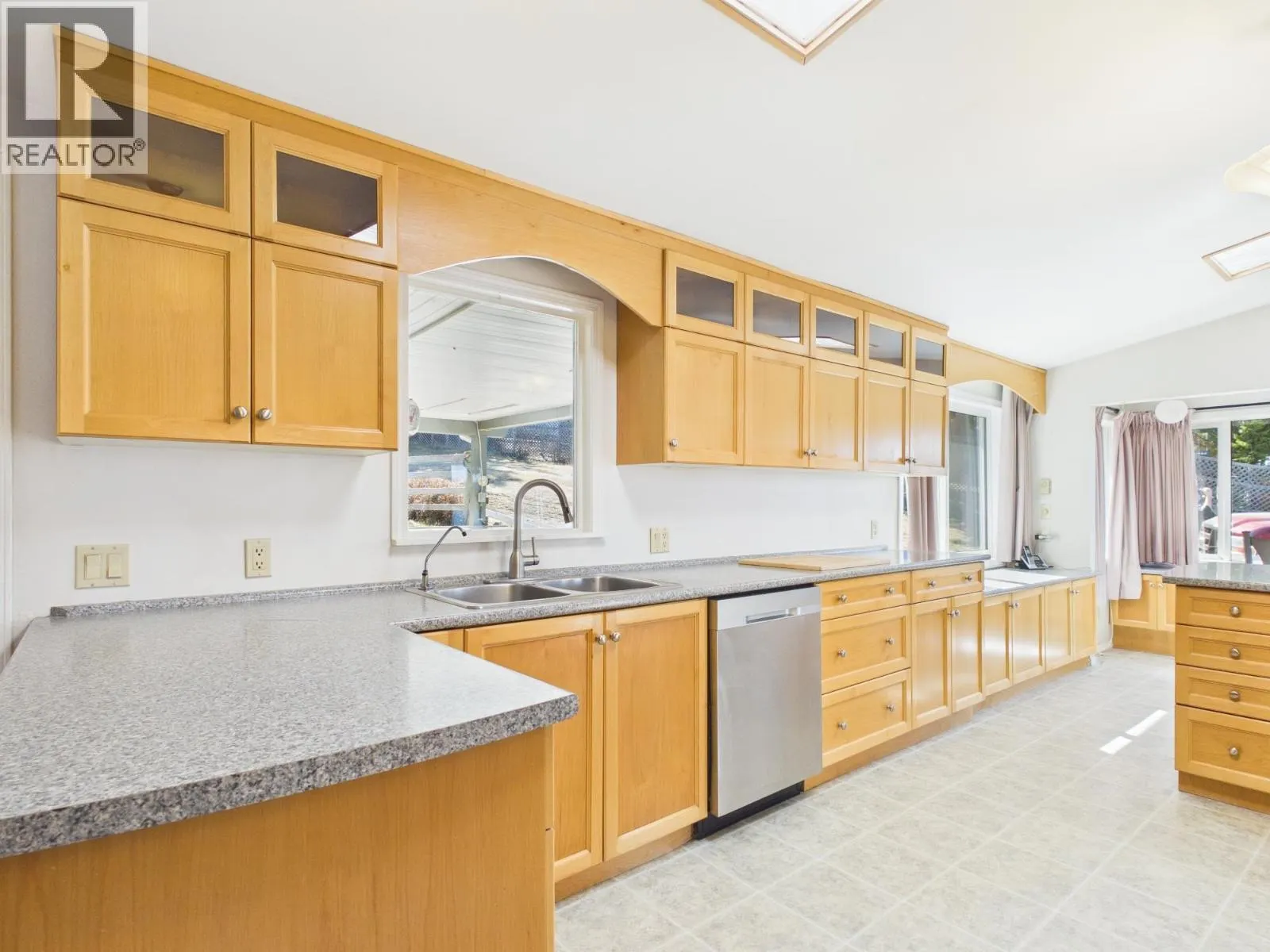 6231 LYNES CREEK ROAD