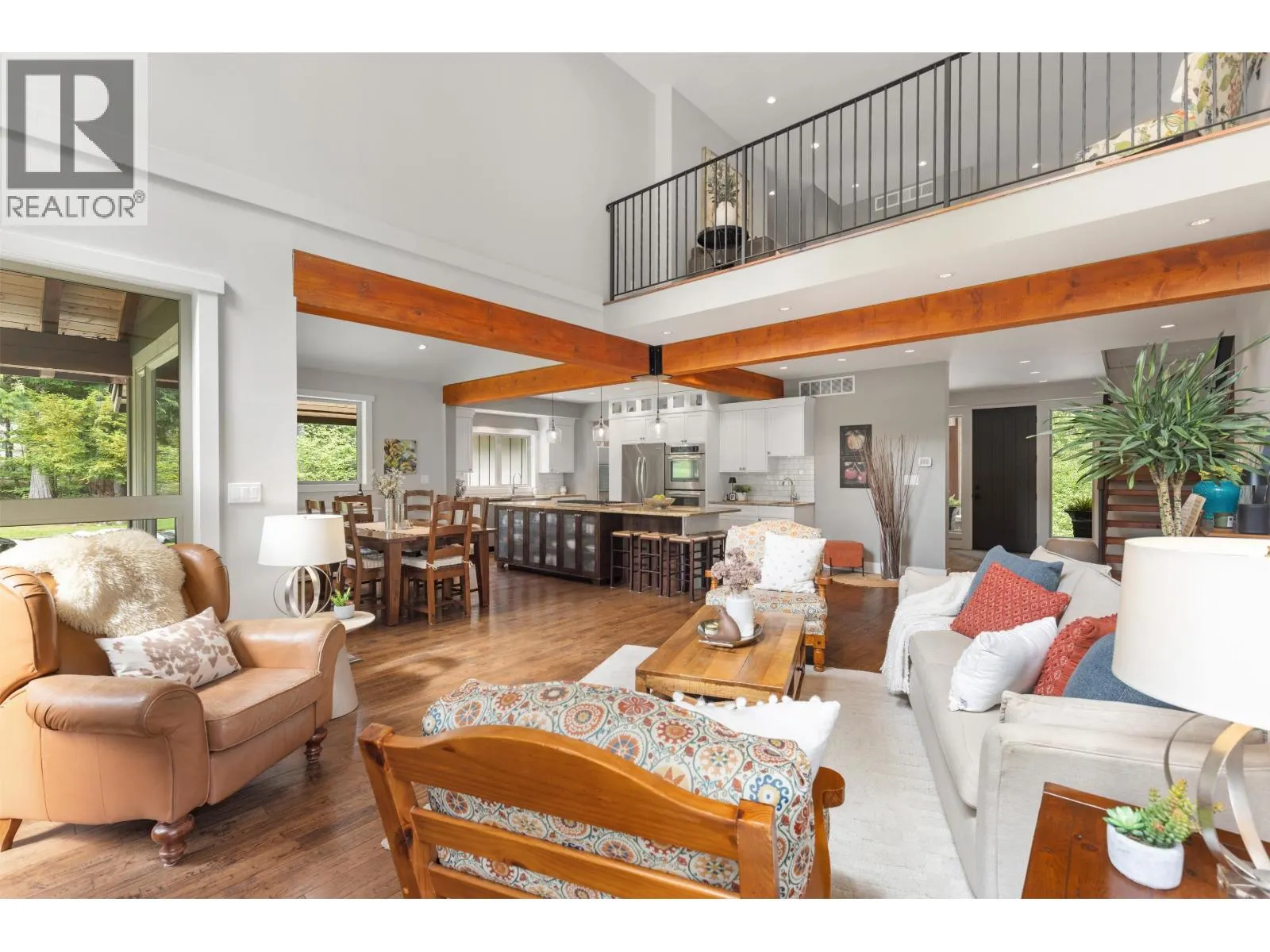 1044 CEDAR GROVE LANE