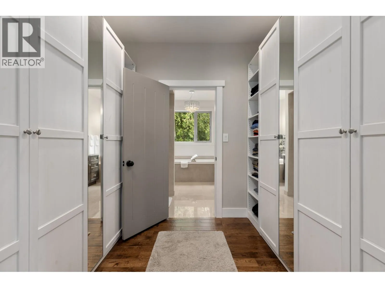 1044 CEDAR GROVE LANE