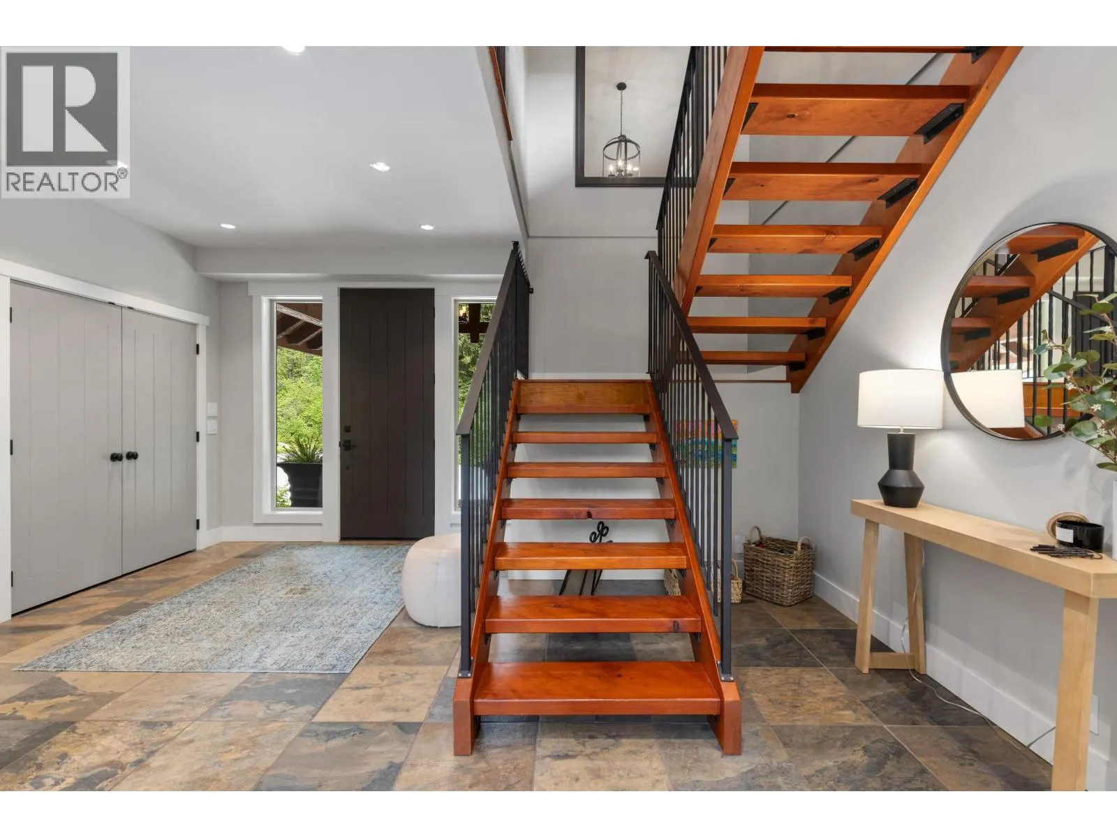 1044 CEDAR GROVE LANE