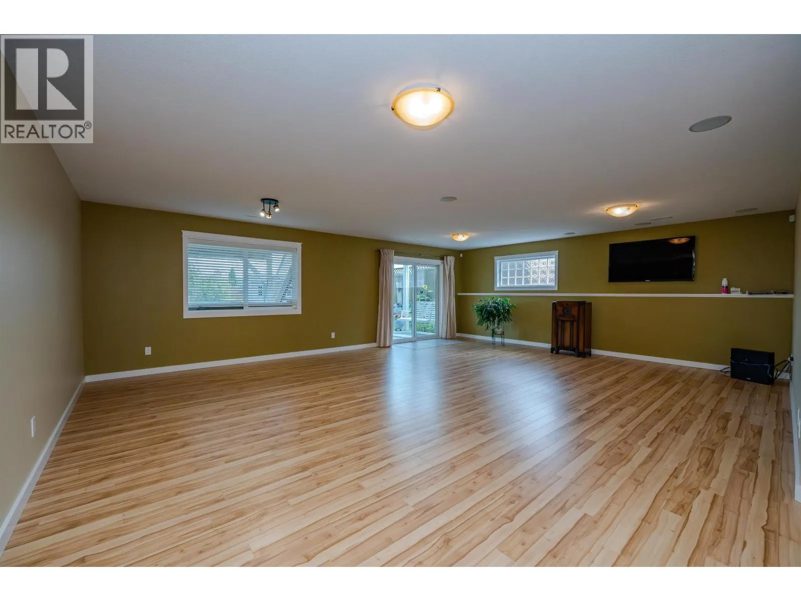 134 EAGLE CRESCENT