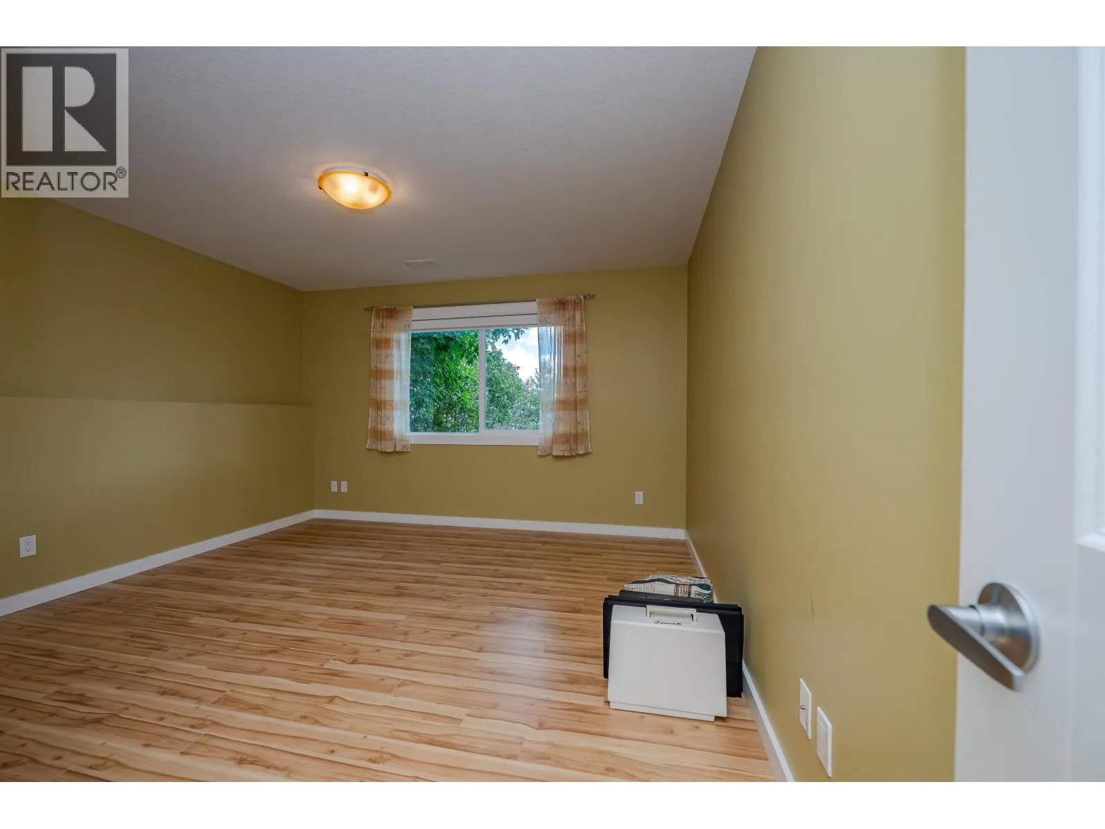 134 EAGLE CRESCENT