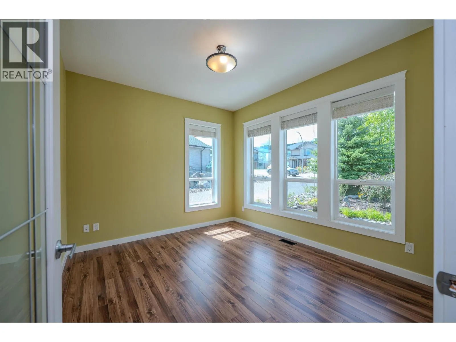 134 EAGLE CRESCENT