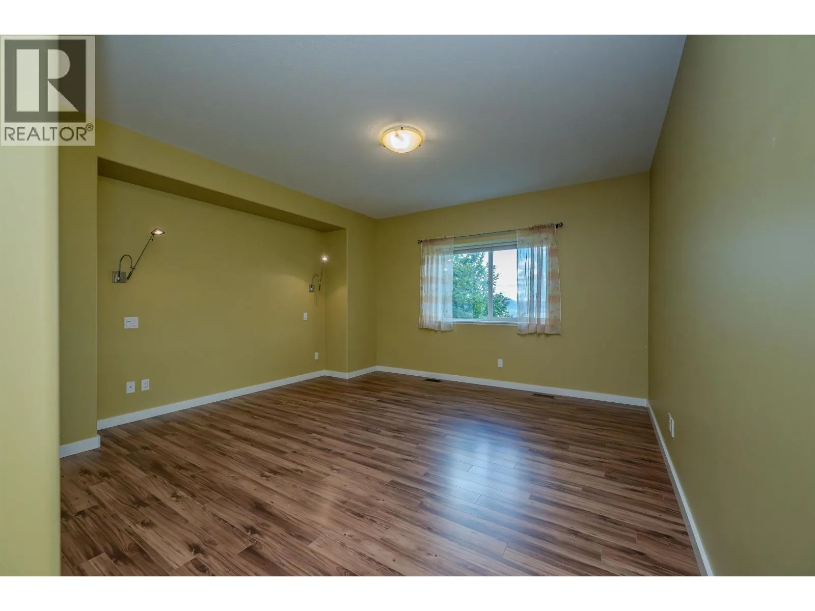 134 EAGLE CRESCENT