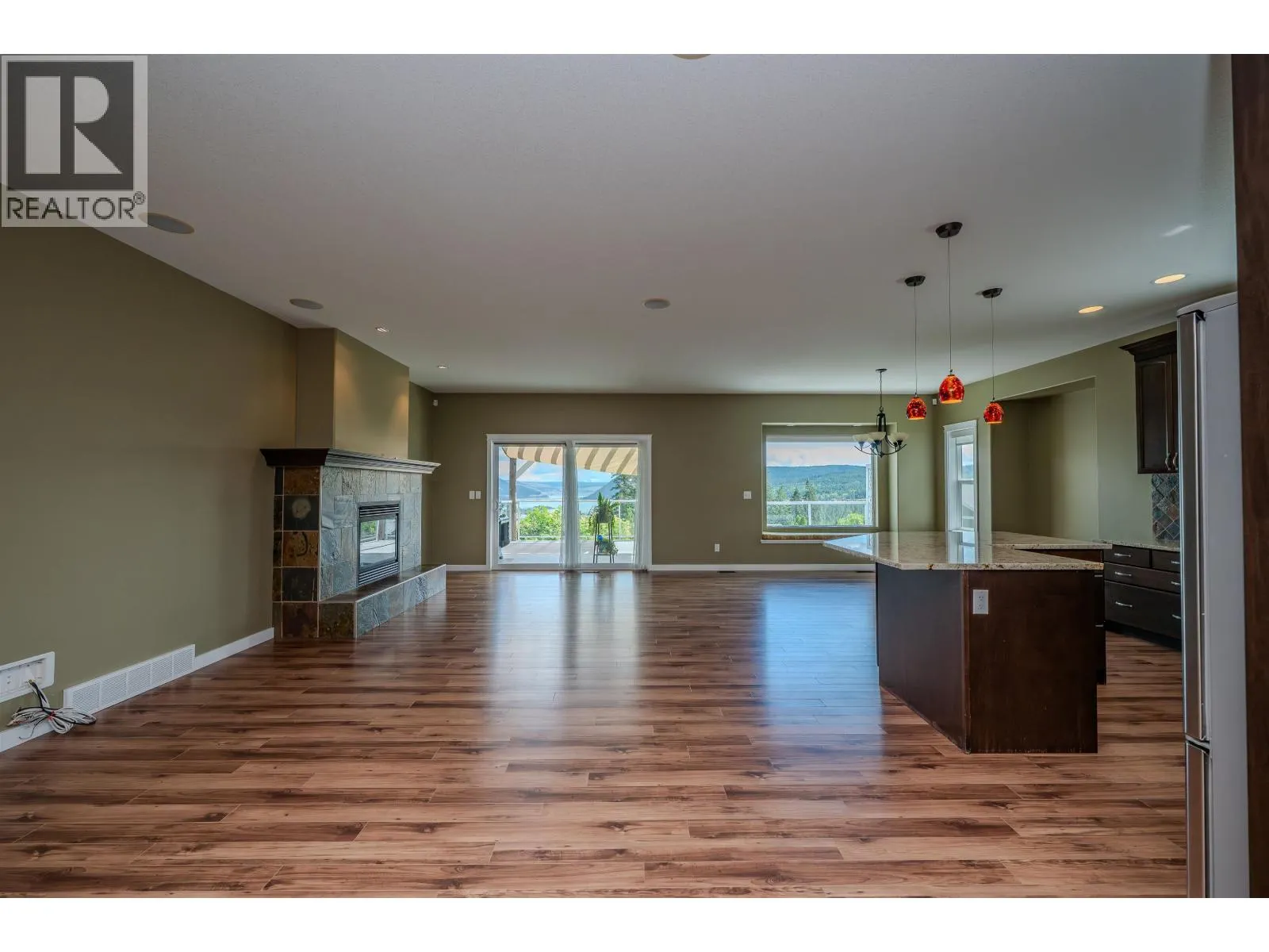 134 EAGLE CRESCENT