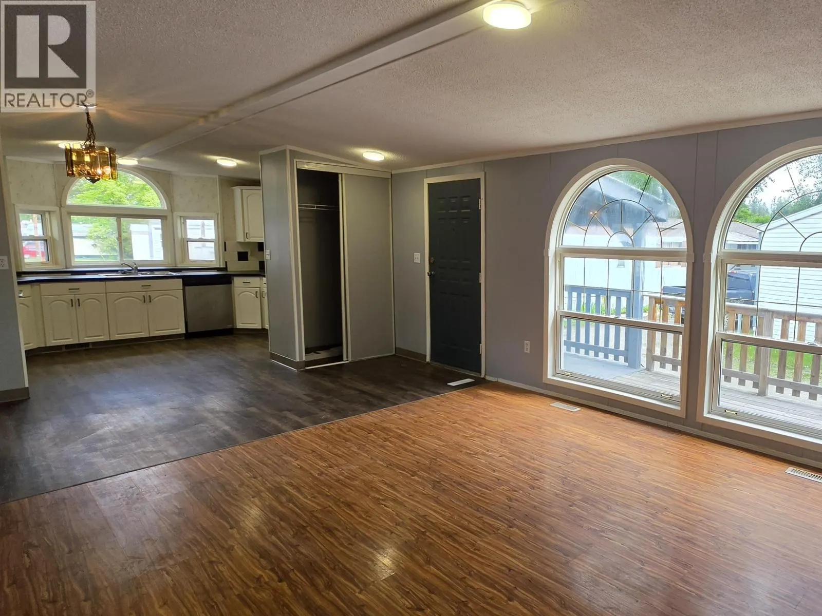38 654 NORTH FRASER DRIVE