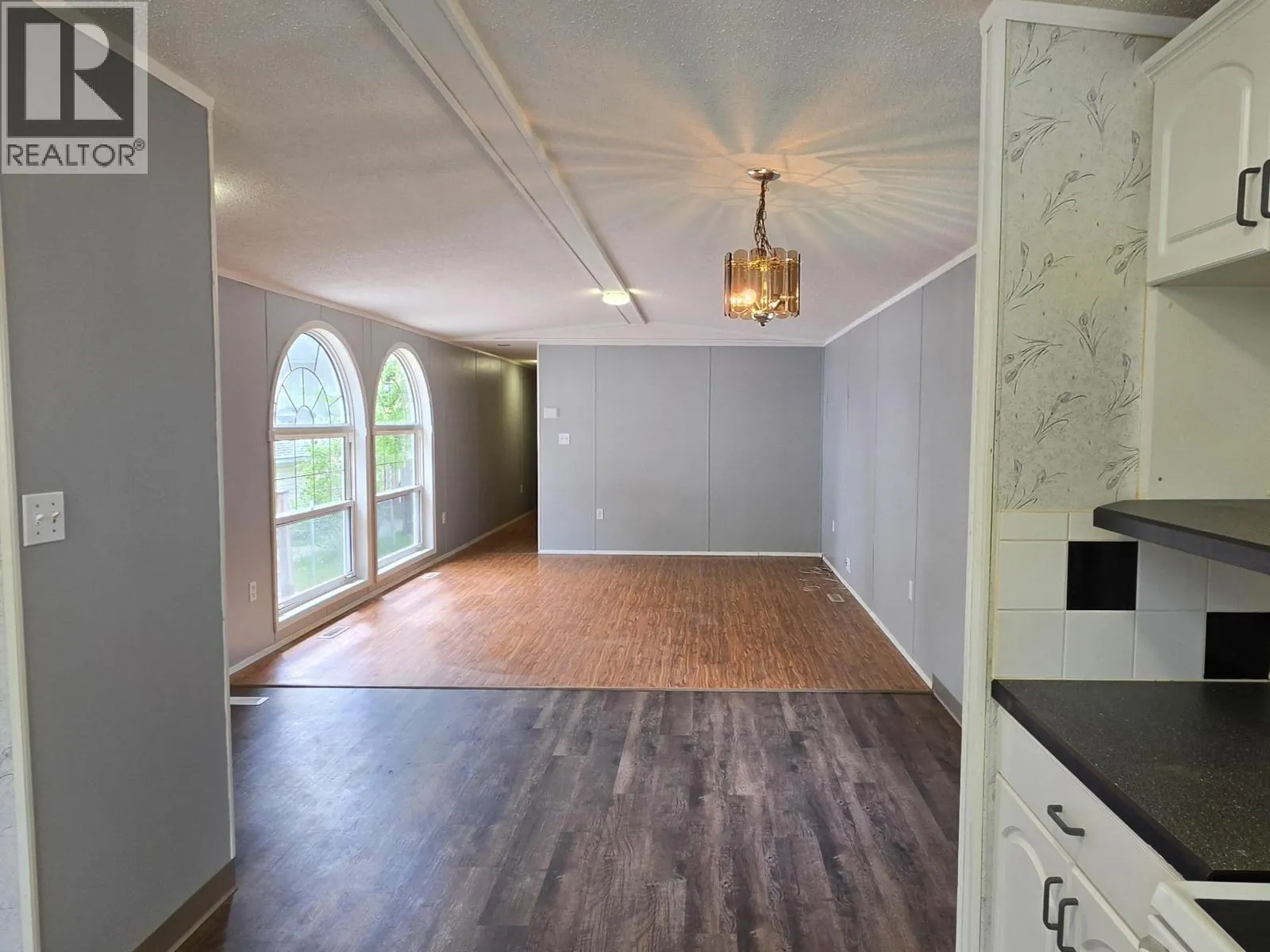 38 654 NORTH FRASER DRIVE