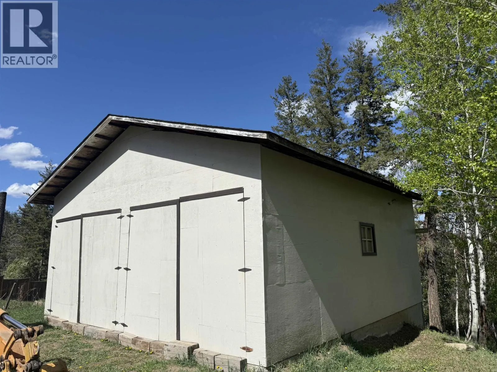 1012 CONRAD CRESCENT