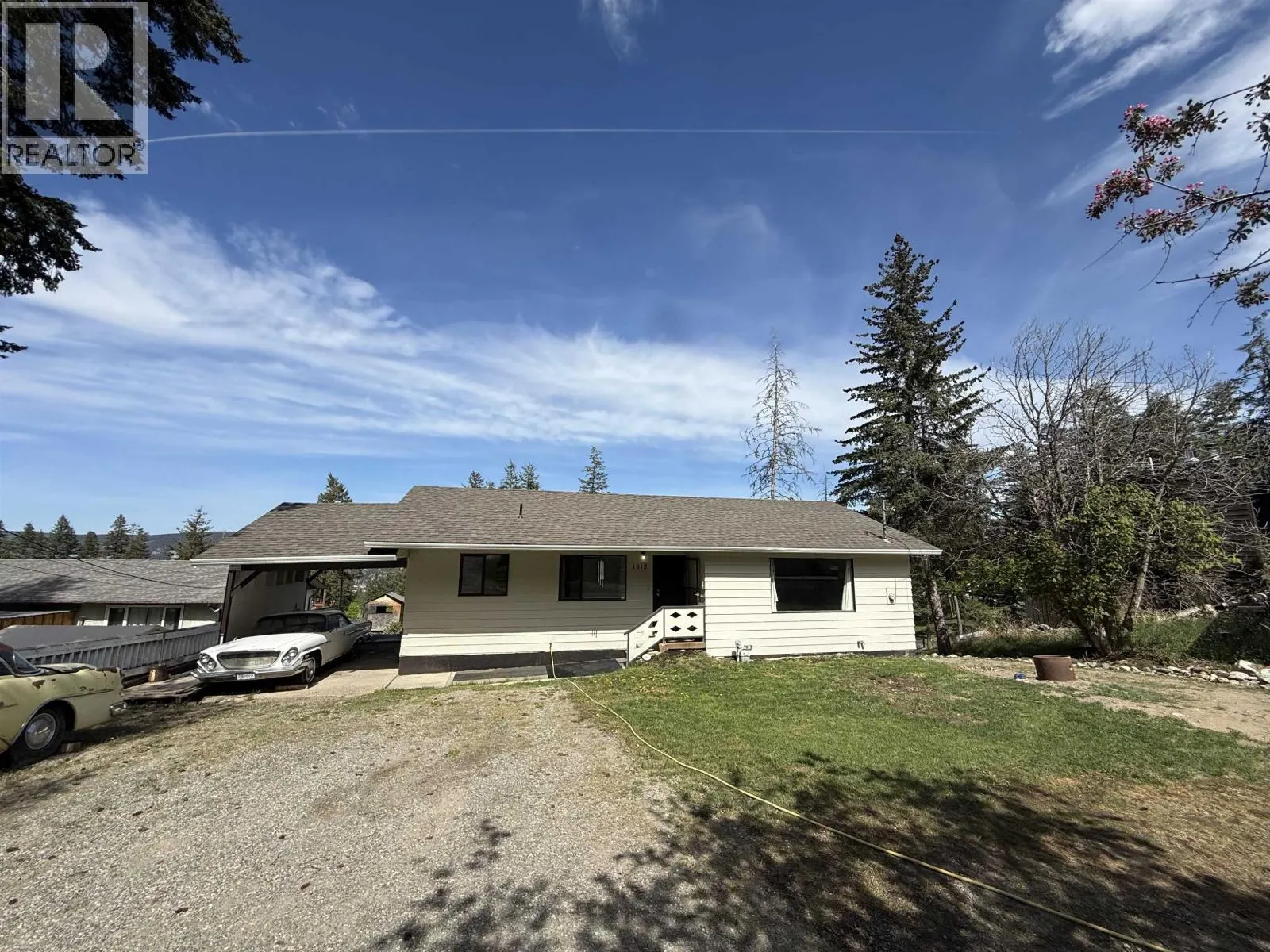 1012 CONRAD CRESCENT