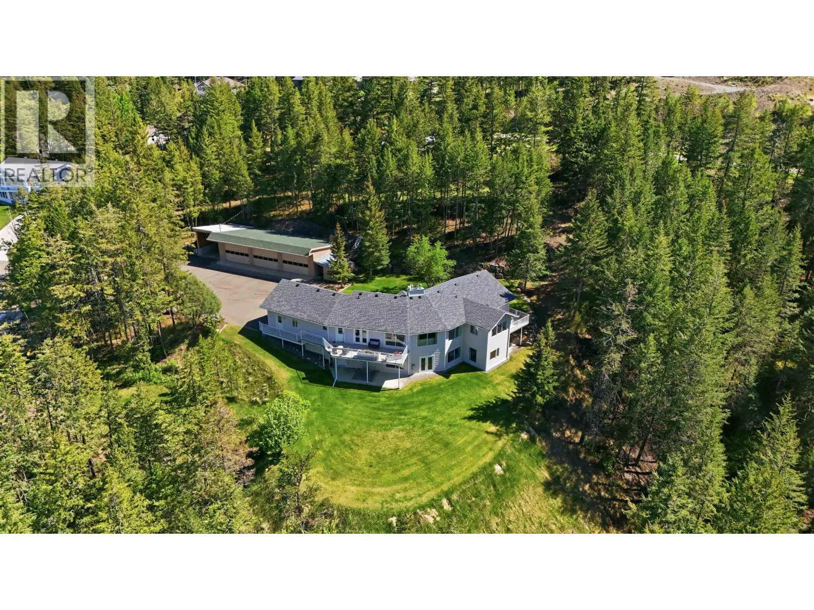2104 AQUA VIEW PLACE