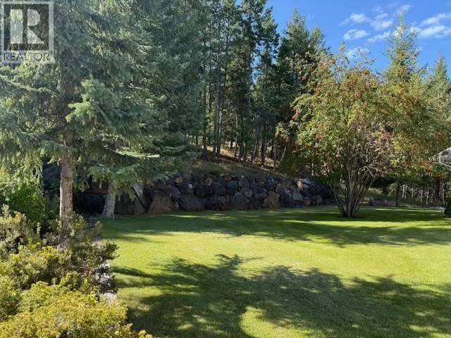 2104 AQUA VIEW PLACE