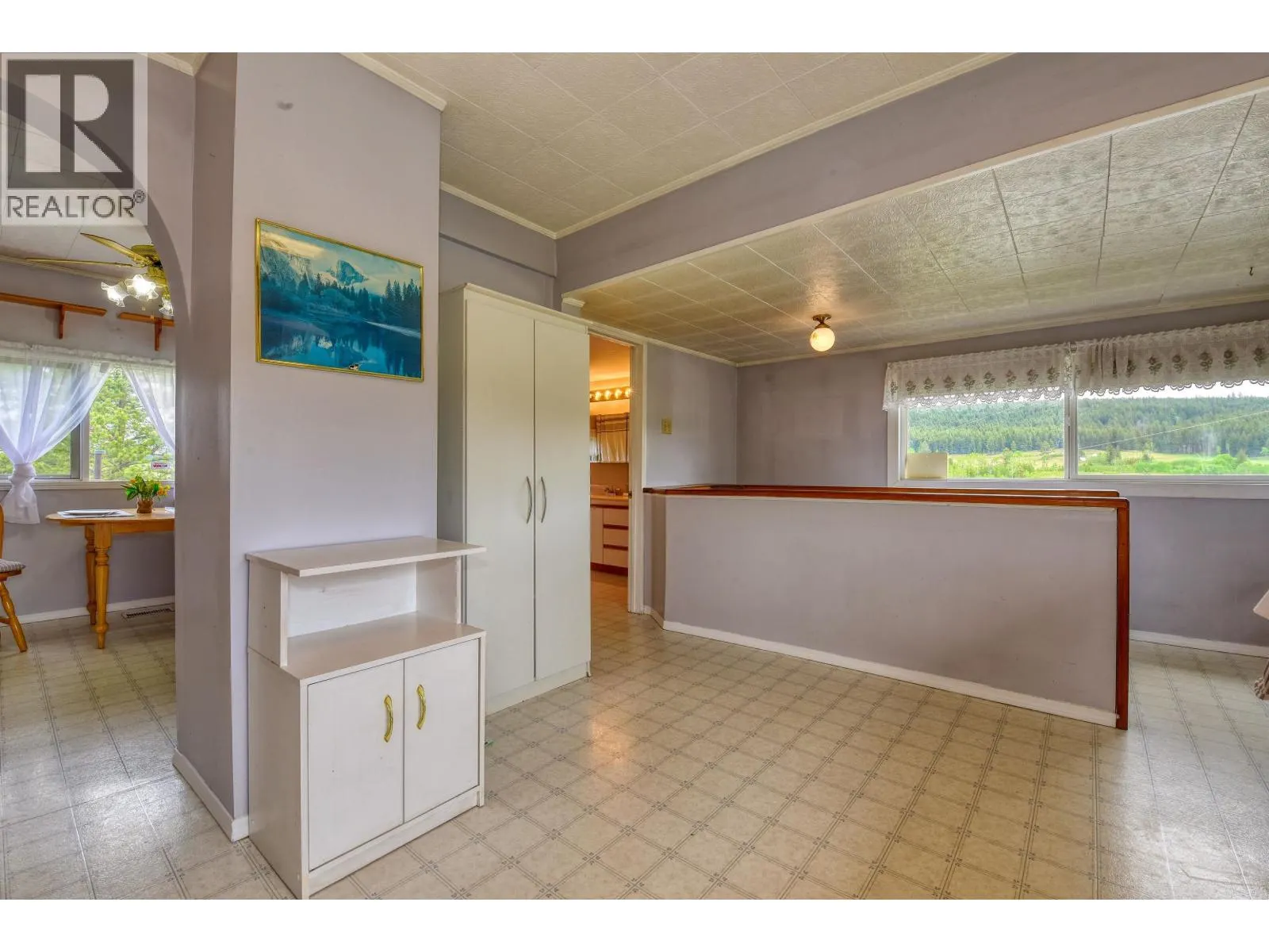 2752 ENTERPRISE ROAD