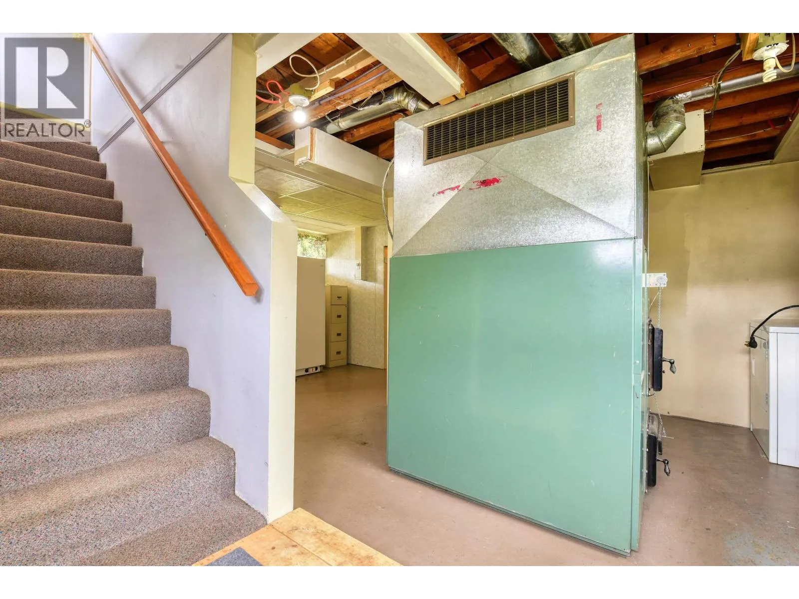 2752 ENTERPRISE ROAD