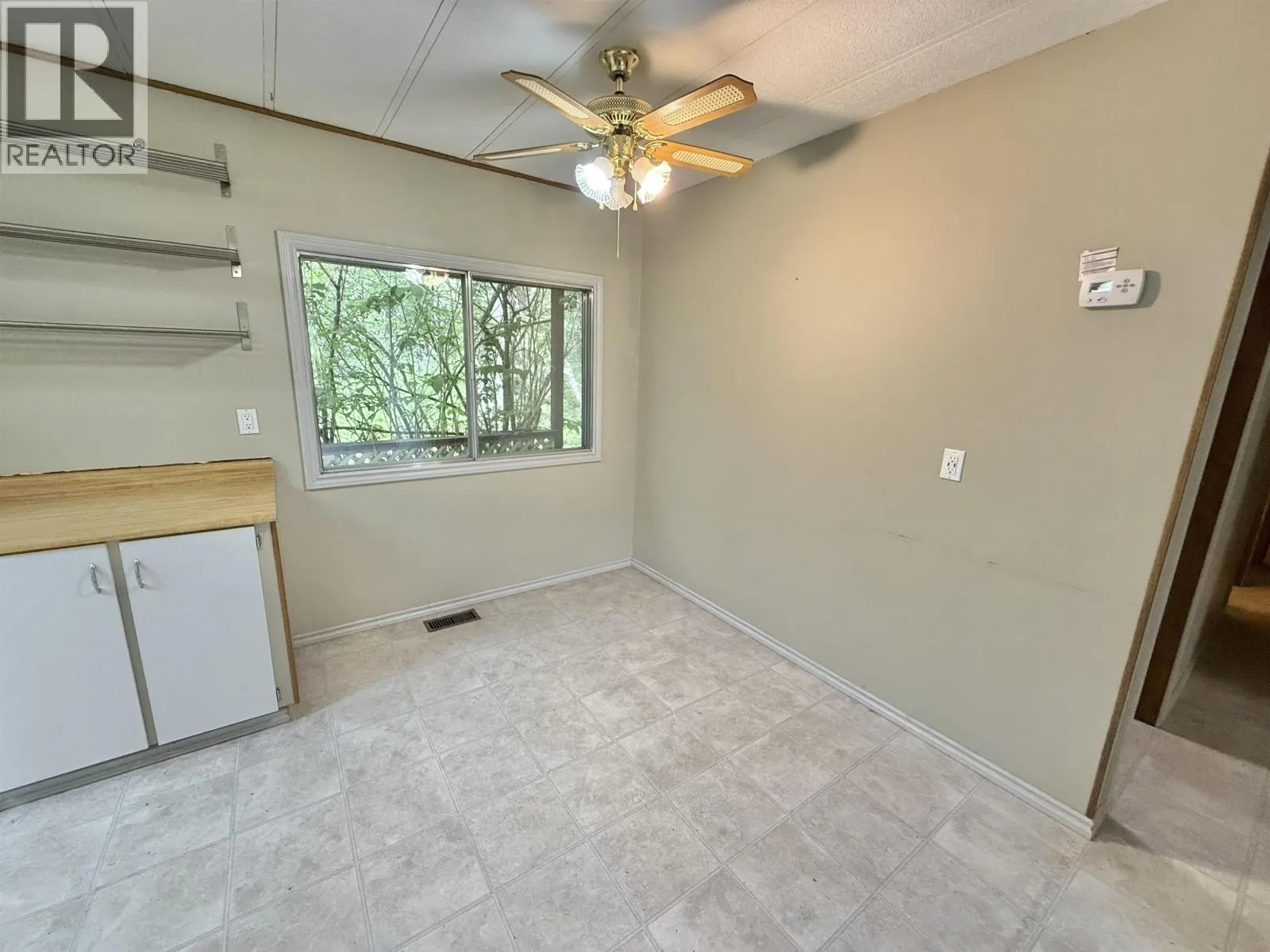 3813 LOLOFF CRESCENT