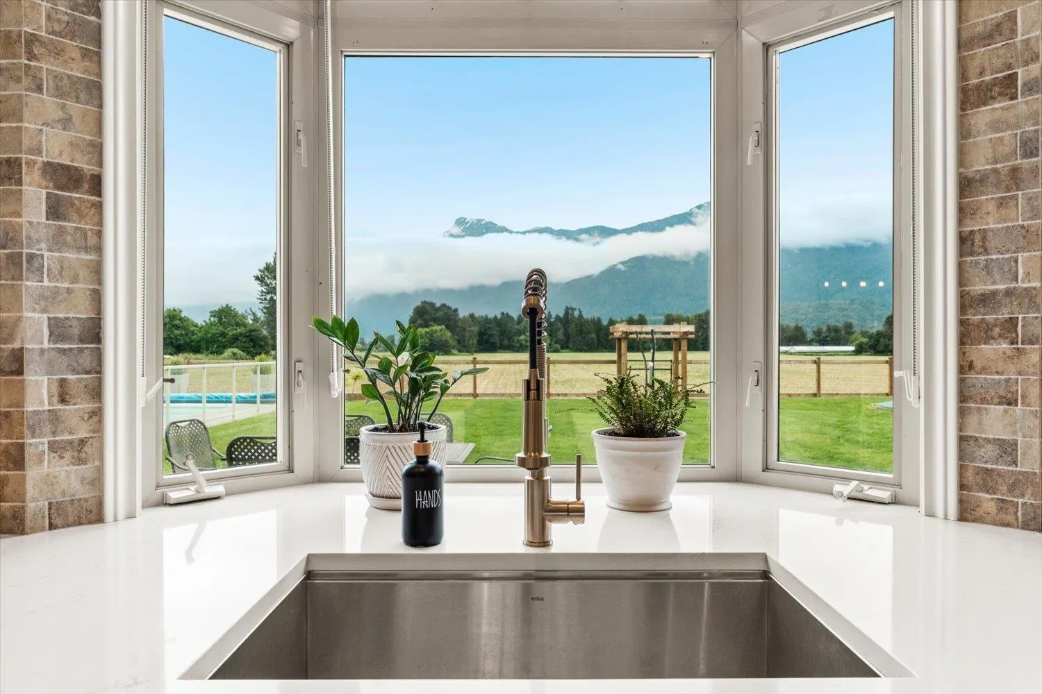 9808 CHAPMAN ROAD|Rosedale