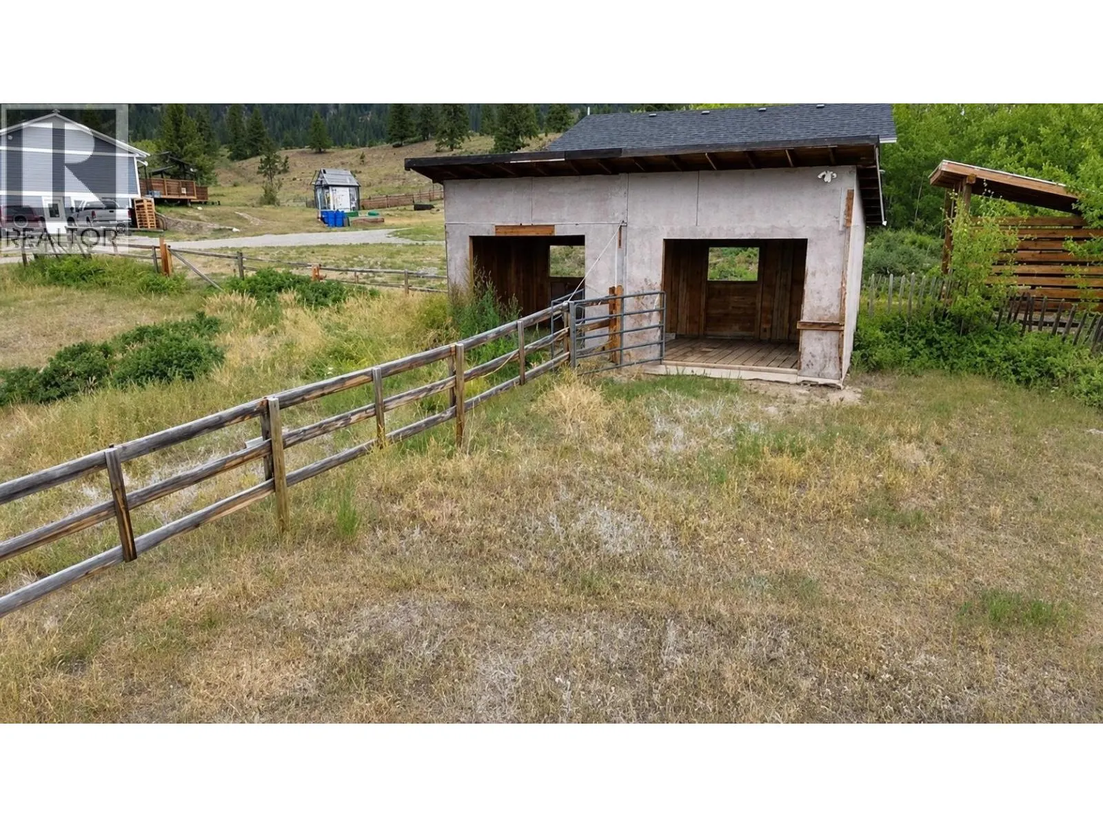 7350 CHILCOTIN 20 HIGHWAY