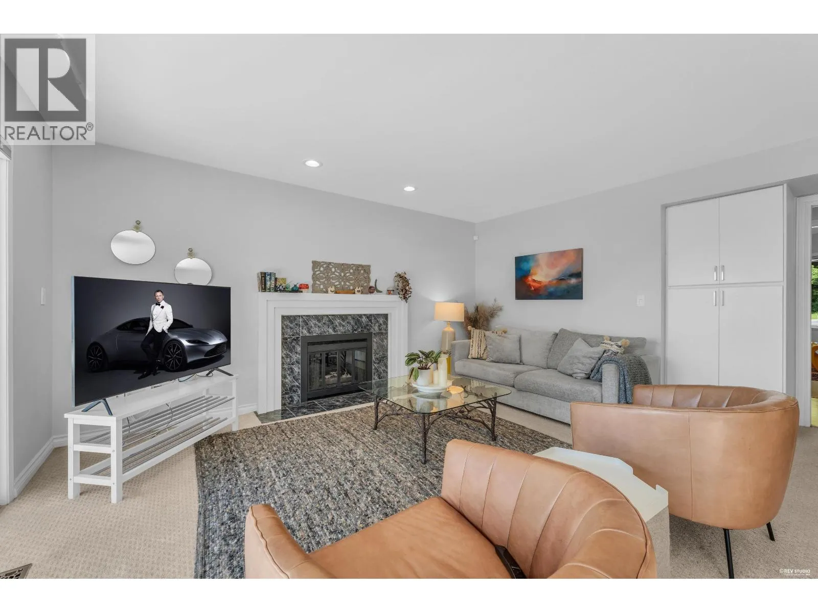 111 SANDRINGHAM CRESCENT