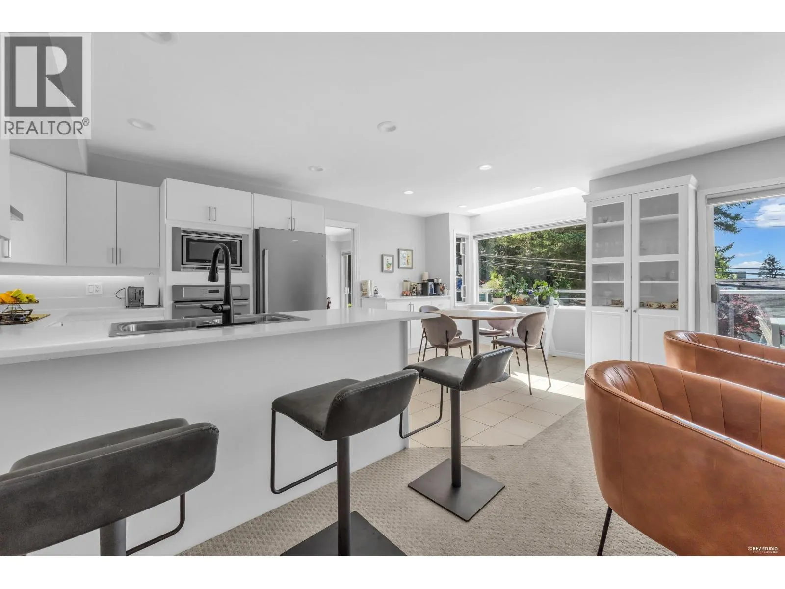 111 SANDRINGHAM CRESCENT